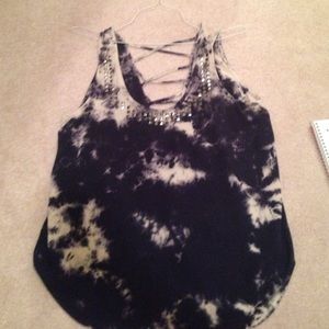 Acid wash tank with studs perfect for summer