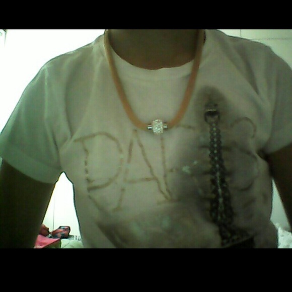 neckless