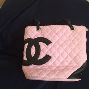 Super cute pink handbag