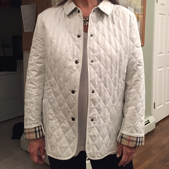 White Burberry Quilted Jacket - Picture 3 of 4
