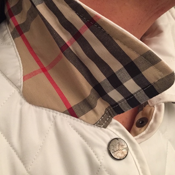 White Burberry Quilted Jacket - Picture 4 of 4