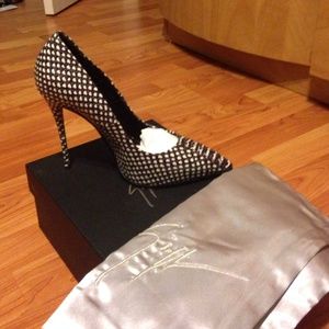 "Yvette" Giuseppe Zanotti Women's Pointy DressPump