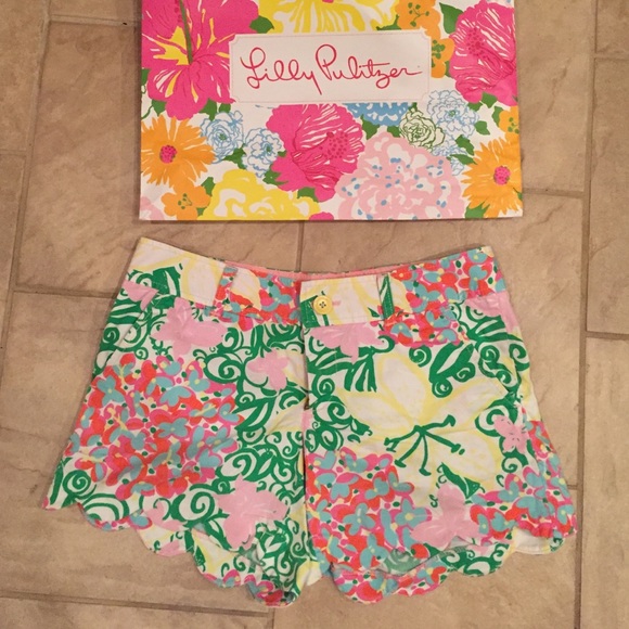 lolly Pulitzer shorts size 2