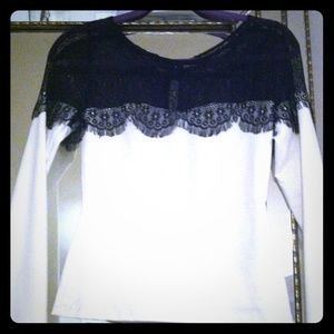 🔥REDUCED🔥Bebe long sleeve lace shoulder top