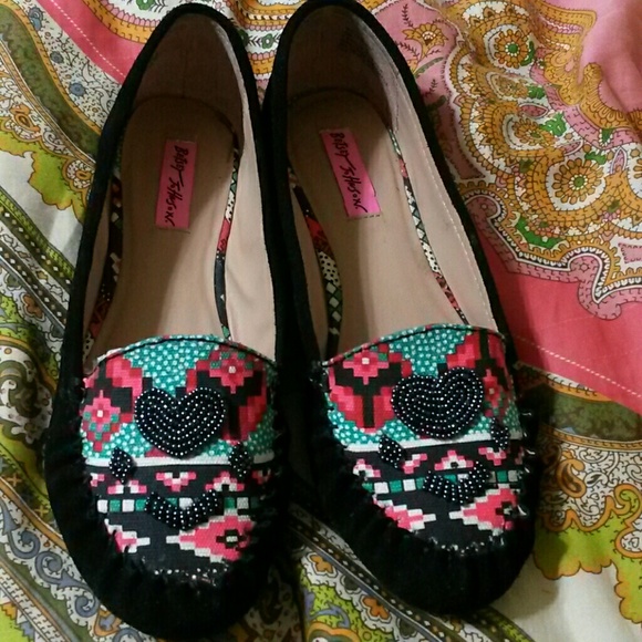 Betsey Johnson moccasins