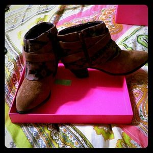 Betsey Johnson booties