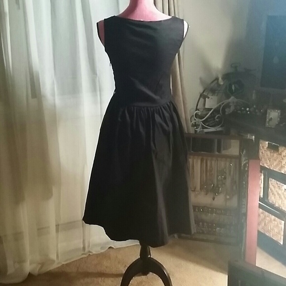 ** price drop **Breakfast at Tiffany's style dress - Picture 4 of 4