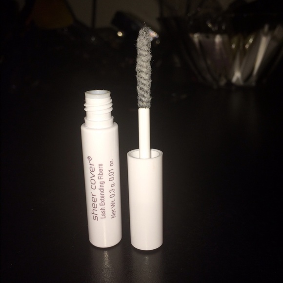 Makeup bundle - Picture 2 of 3