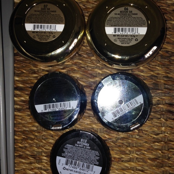 5 pcs bundle milani face powder baked eyeshadow - Picture 2 of 2