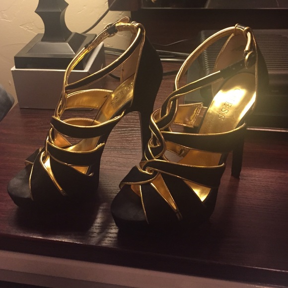 Guess Black Multi Suede