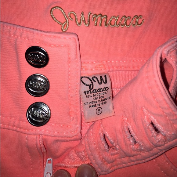 ❌❌Sold❌❌bright coral jeggings NWOT - Picture 3 of 3