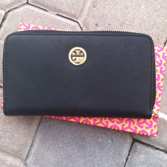 Tory Burch Clutches & Wallets - Tory Burch Robinson Zip Around Wallet in Black