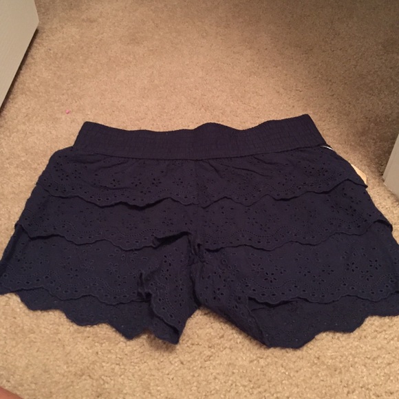 Vanilla star shorts size10/12 girls