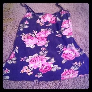 Ambiance Apparel M Floral Rose Tank Top