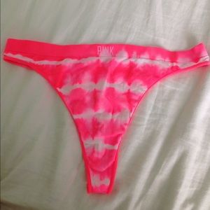 VS Pink yoga thong