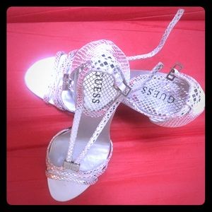 Guess shoes and 2 coach bags. BUNDLE RESERVE.