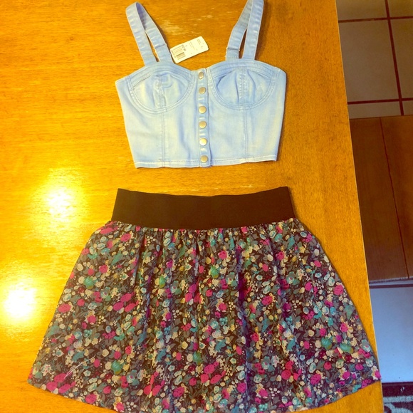 Light chambray blue denim bustier crop top