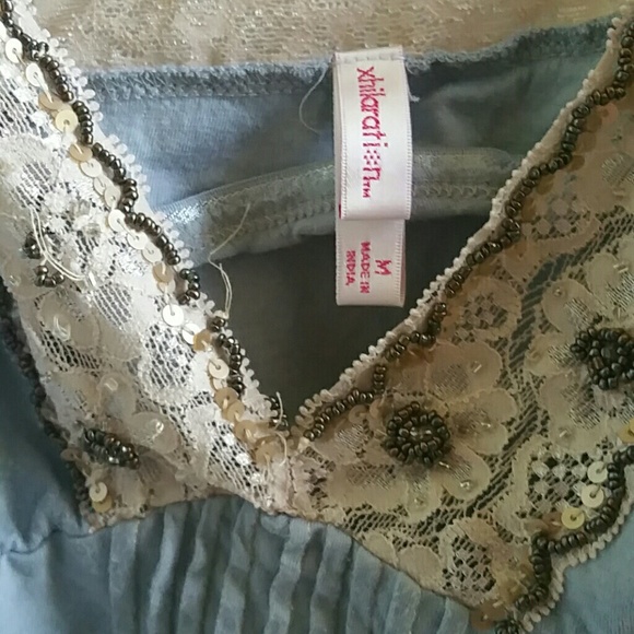 Bo-ho Chic Lacy Beaded Camisole Top Size Medium Color Blue and Cream in EUC - Picture 3 of 3