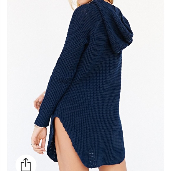 Side Slit Hooded Pullover - Picture 2 of 4