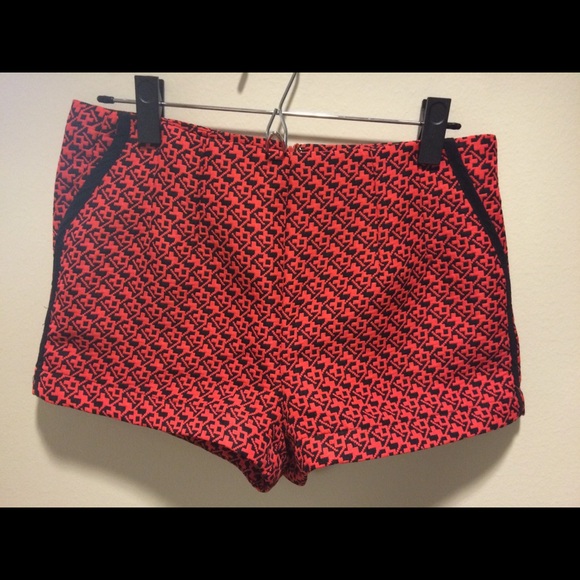 Houndstooth shorts