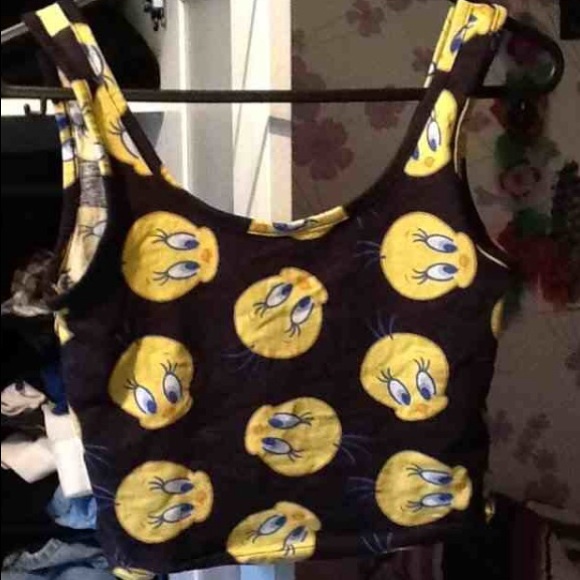 Tweety bird crop top - Picture 1 of 2