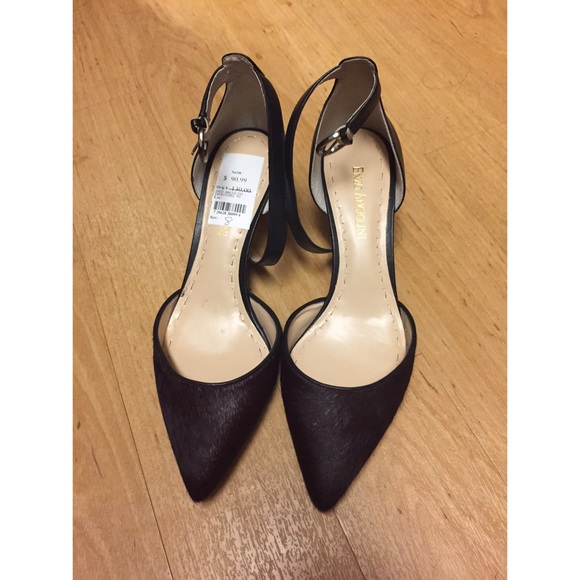 Enzo Angiolini pump
