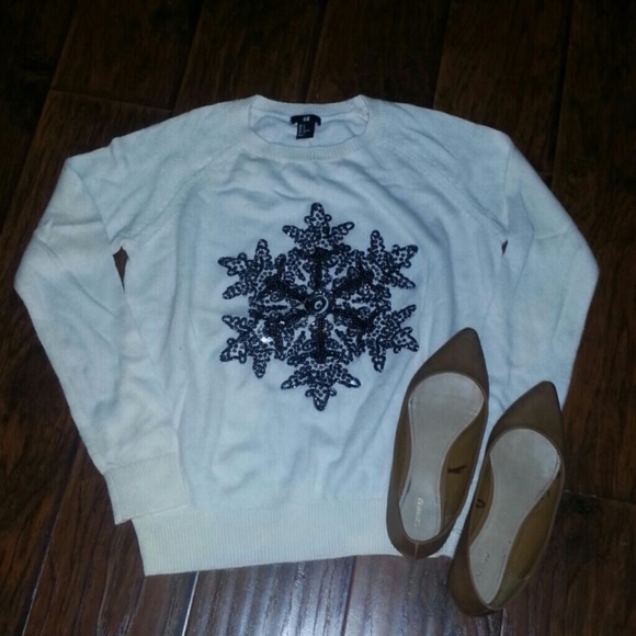 H&M Sweaters - Cute Sweater