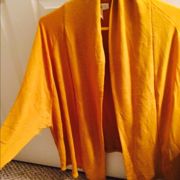 F21 mustard open cardigan