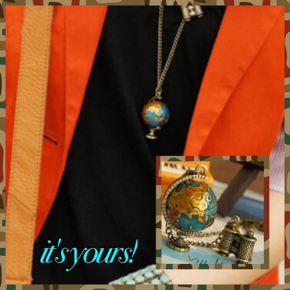 Globe pendant | It's Yours