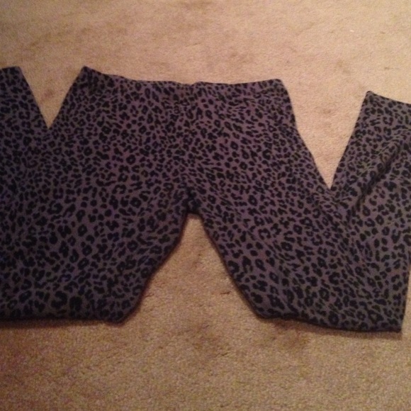 Leopard leggings