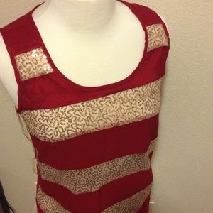 Beautiful top, red and gold stripes..