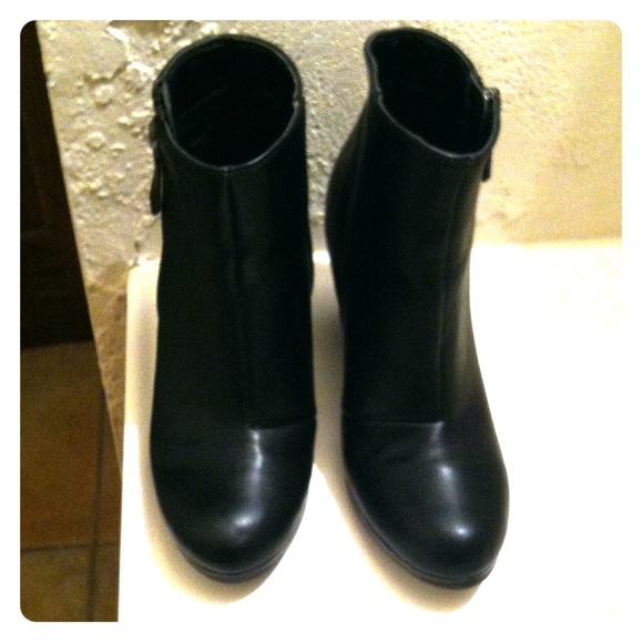 Charlotte Russe ankle boots