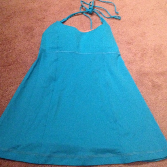 Lululemon tank