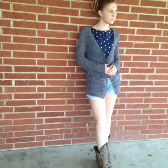 Polka dot, polka dot, crop top - Picture 2 of 3