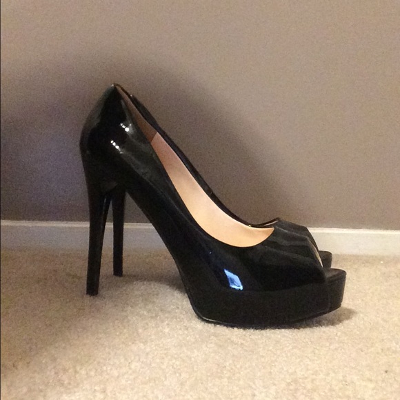 black Guess peep- toe heels