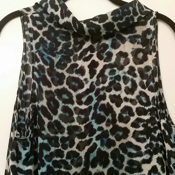 Blue Leopard Print High Low Blouse - Picture 3 of 3