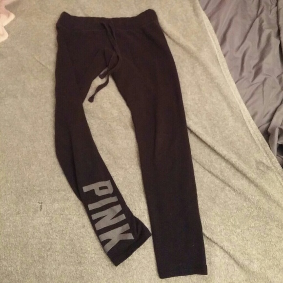 PINK crop leggings