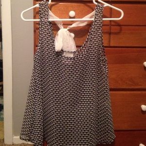 Navy elephant tank with bow