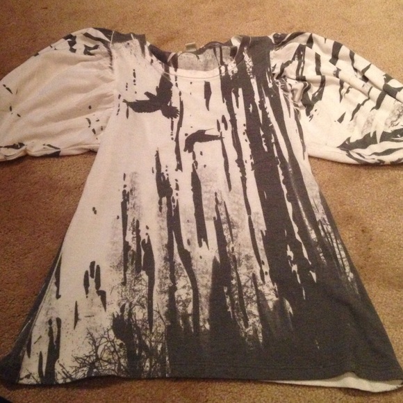 Forever 21 flare sleeve shirt
