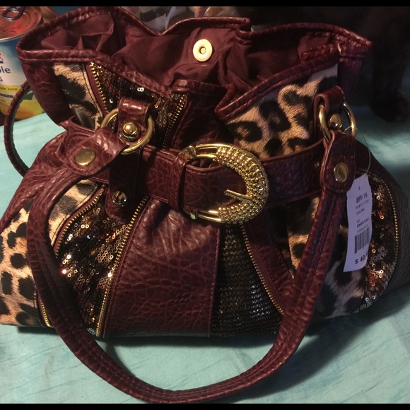 Handbags - Bundle wine color purse and wallet!