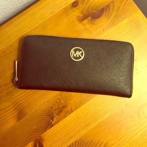 Black Michael Kors wallet