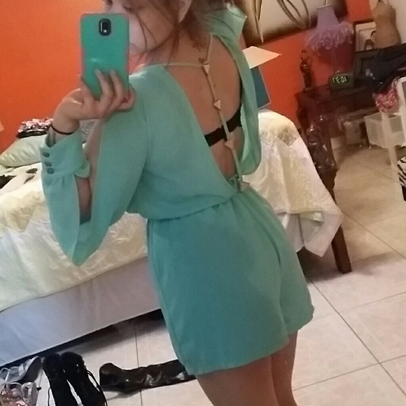 romper - Picture 3 of 3
