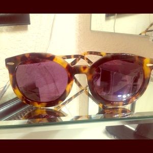 Karen walker super duper strength in tortoise.
