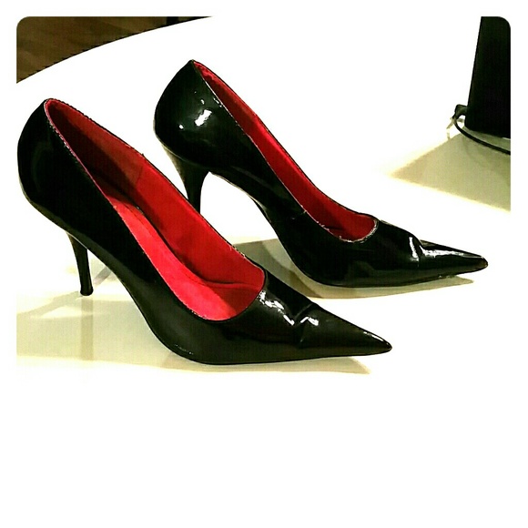 Charlotte Russe black Stilettos sz. 9