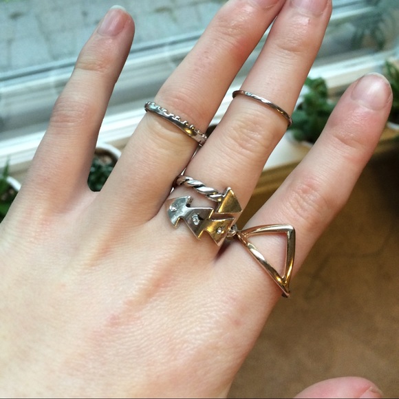 Brandy Melville Jewelry - Ring bundle!