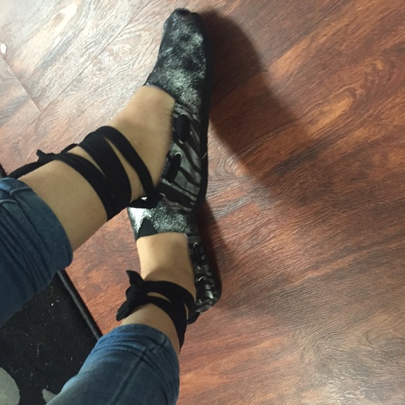 Metallic zebra prints ballerina flats - Picture 3 of 4