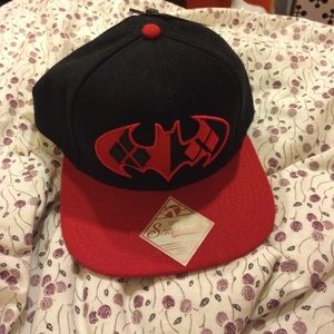 BNWT Harleyquinn Snapback