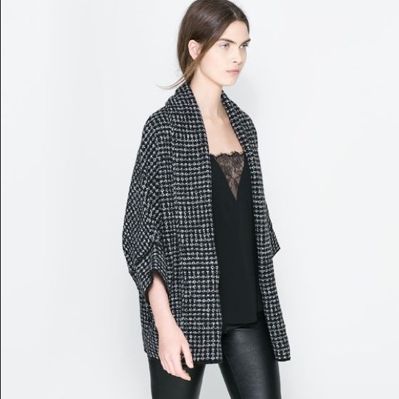 Zara Black & White Oversized Sweater