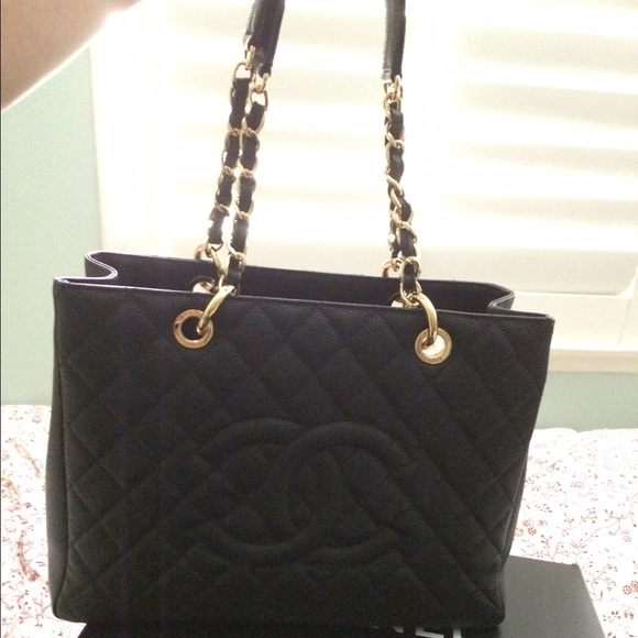 SOLD !!!! Chanel GST - Picture 4 of 4