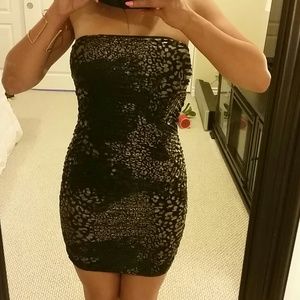 2B Bebe Leopard Stepford Wife Dress S